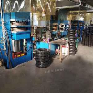 Máy Vulcanizing lốp cao su rắn
